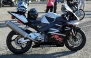 продам спорт байк Honda CBR 954RR