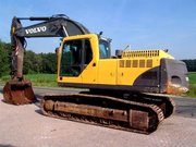 Volvo EC290BNLC- гусеничный экскаватор