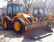 Экскаватор-погрузчик JCB 4CX