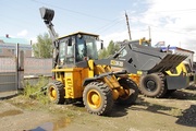 Экскаватор–погрузчик  XCMG WZ 30-25